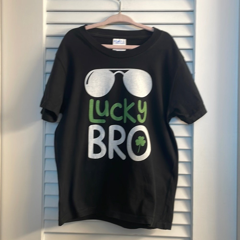 ONE LUCKY BRO St. Paddy’s Day XS Shirt - Like New Condition!